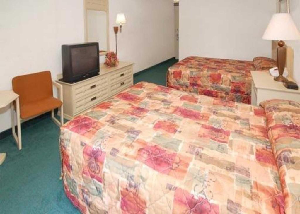 Econo Lodge Corinth Экстерьер фото